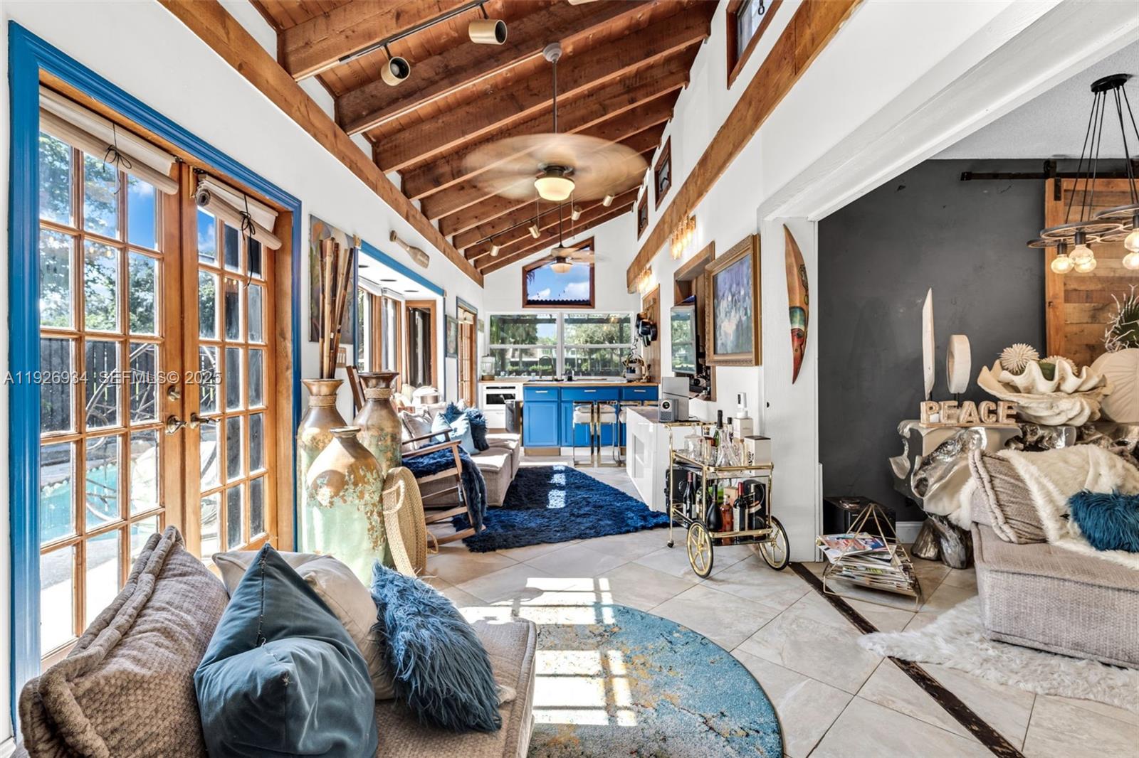 EVERGLADES SUGAR & LAND - Residential Lease