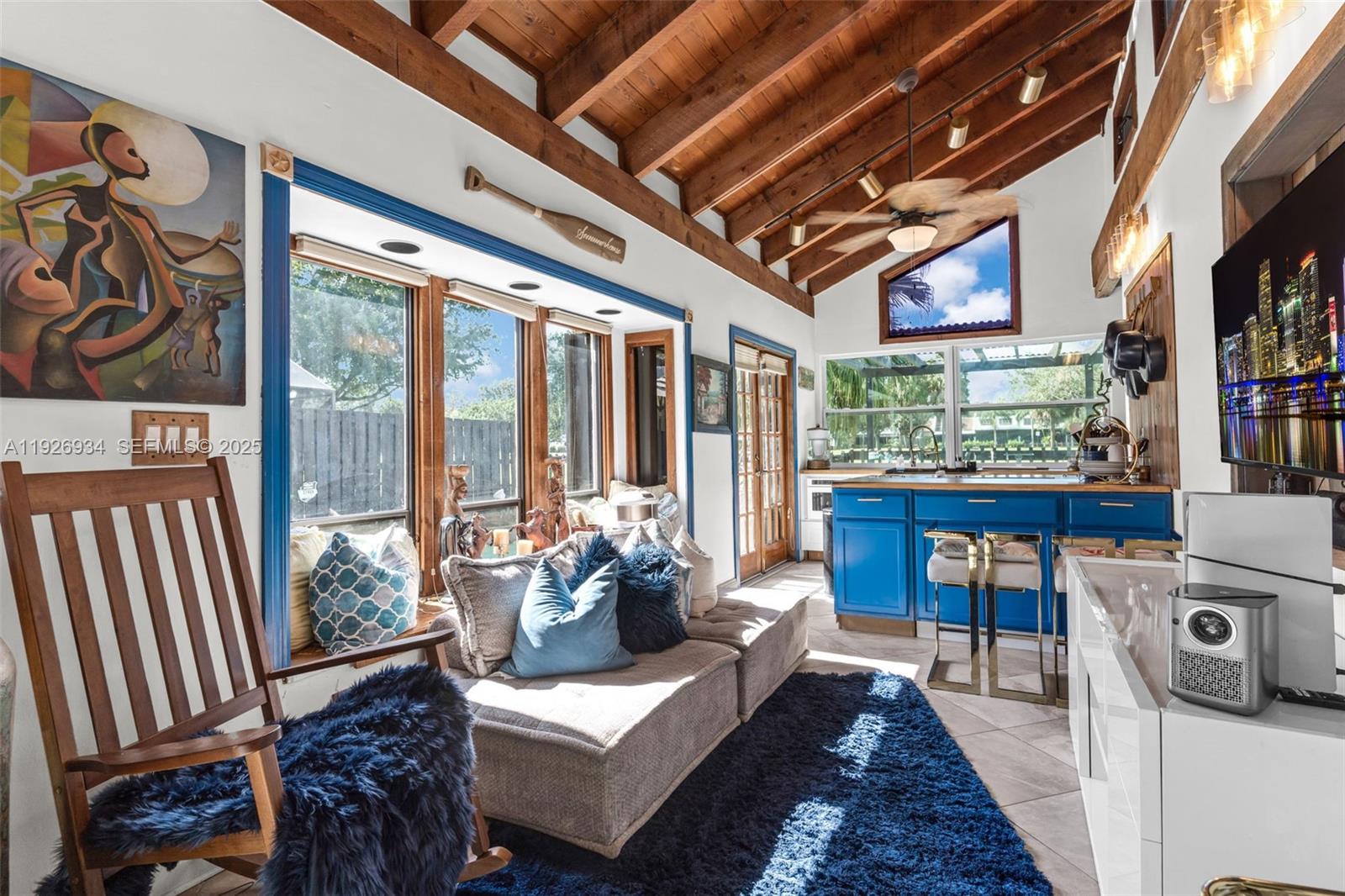 EVERGLADES SUGAR & LAND - Residential Lease