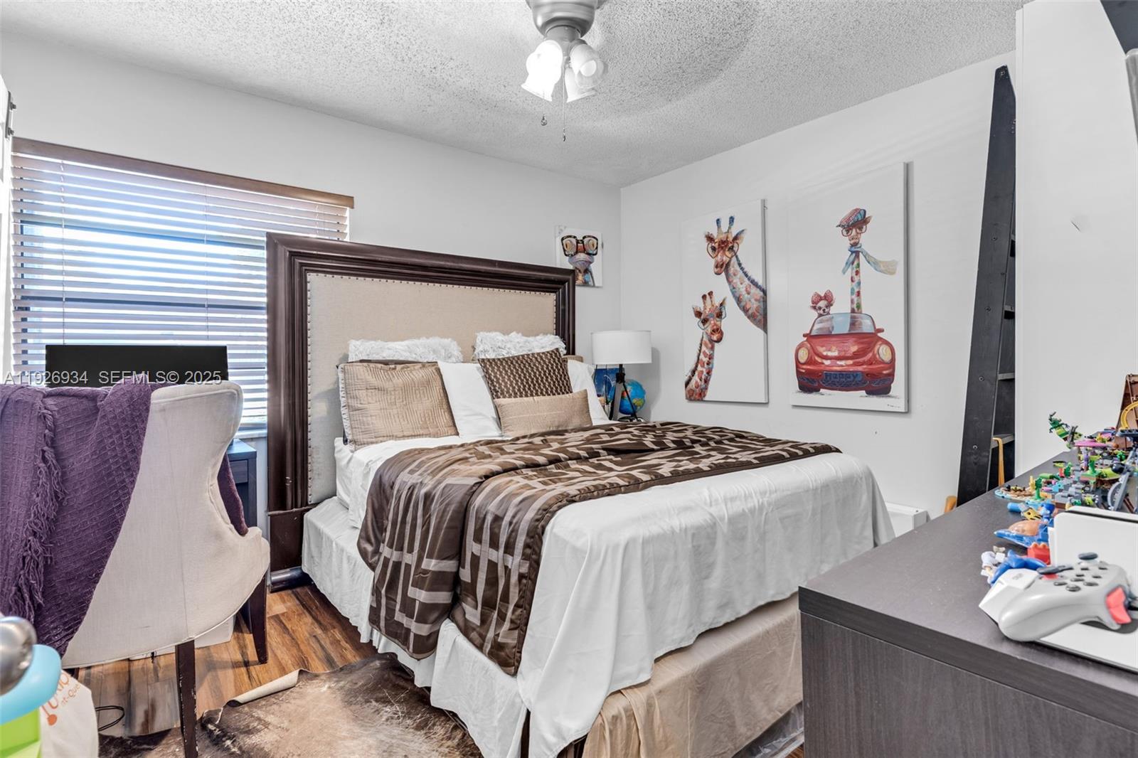 EVERGLADES SUGAR & LAND - Residential Lease