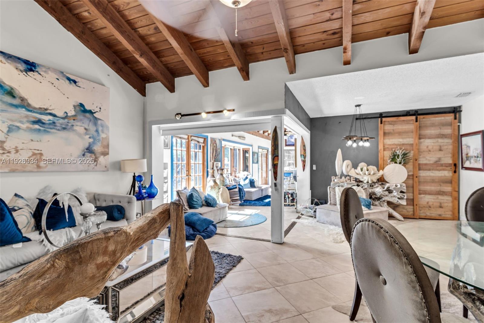 EVERGLADES SUGAR & LAND - Residential Lease