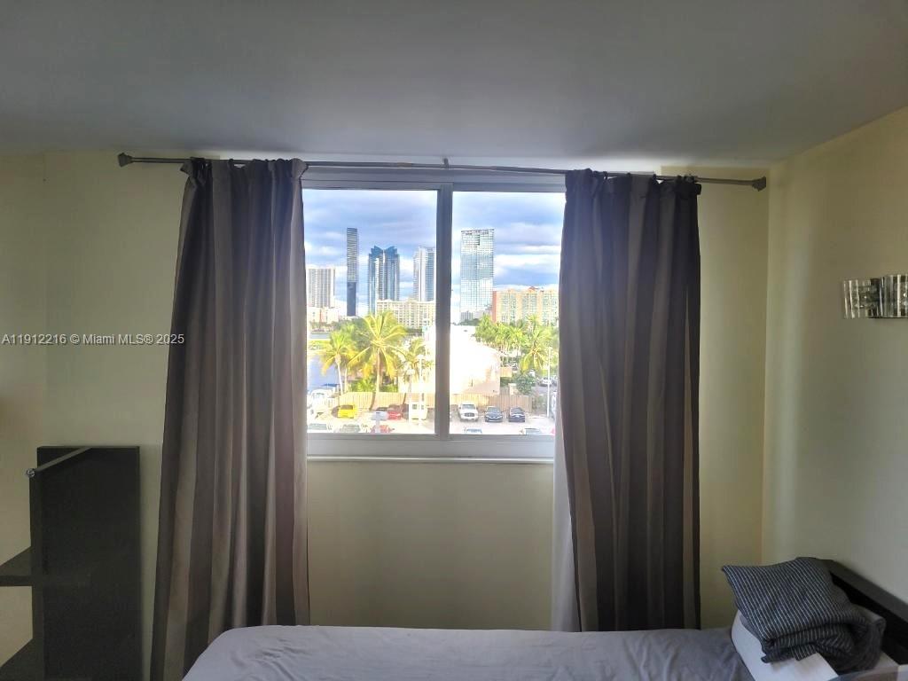 CORAL ISLE EAST CONDO - Residential Lease