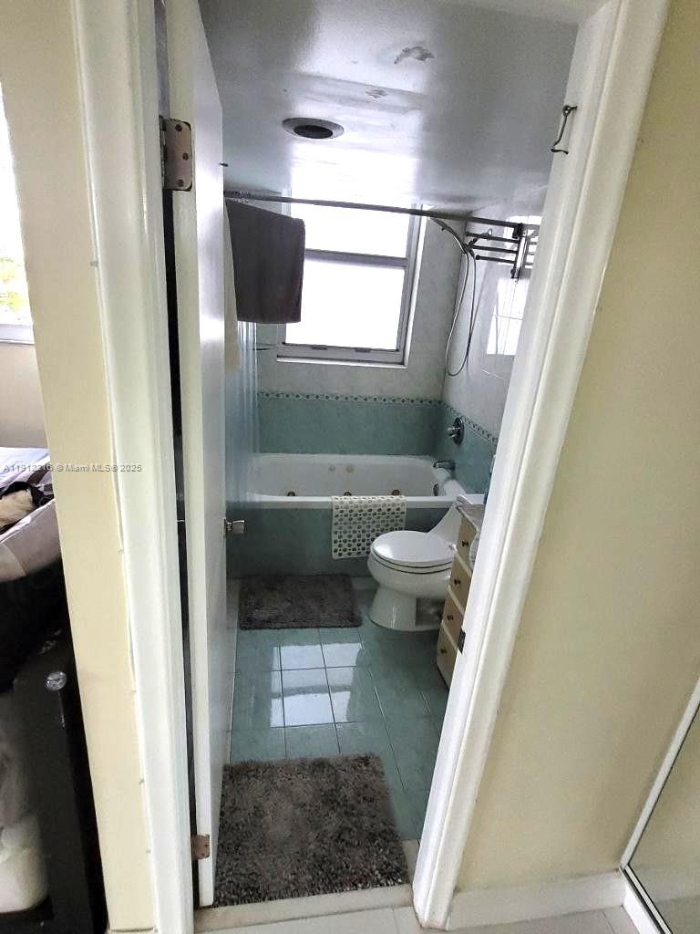 CORAL ISLE EAST CONDO - Residential Lease