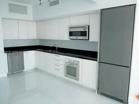 92 SW 3rd St 5109 Miami FL 33130