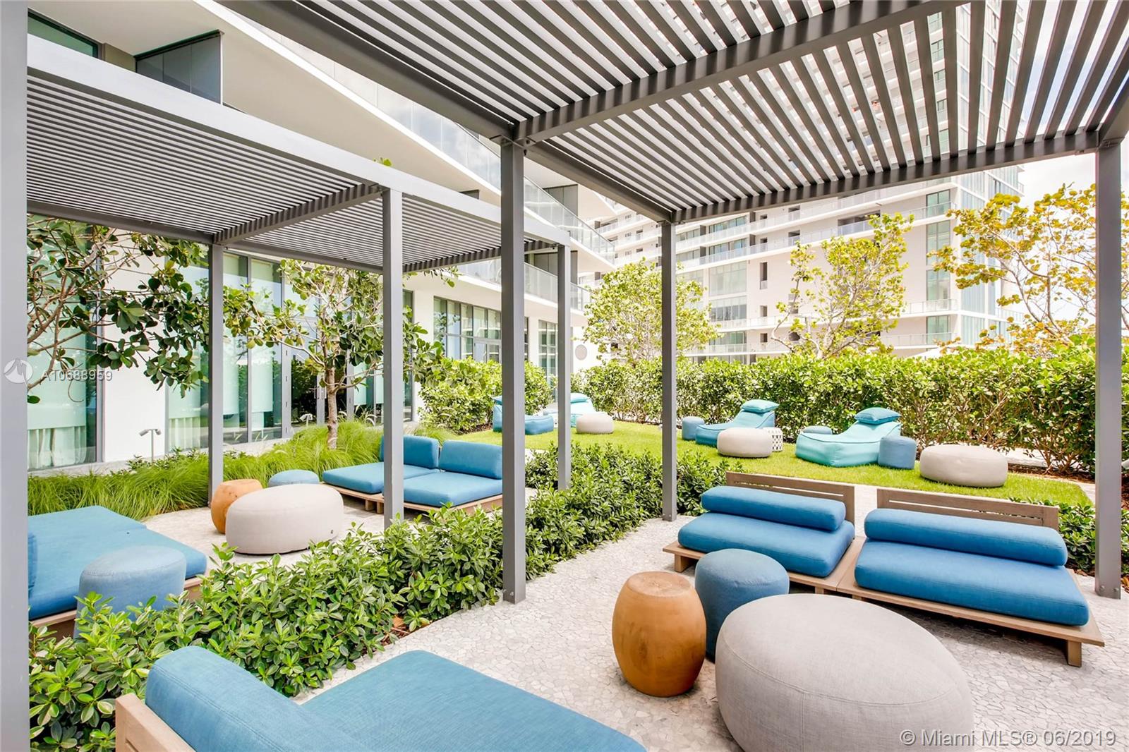 PARAISO BAY CONDO - Residential Lease