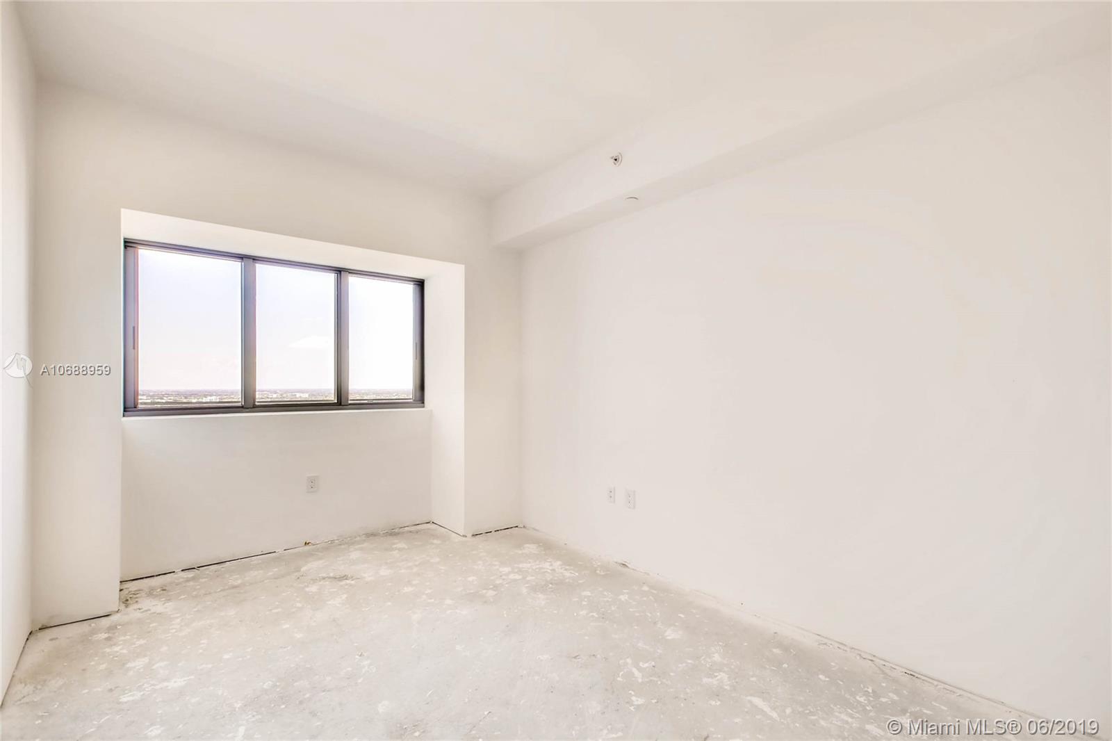 PARAISO BAY CONDO - Residential Lease