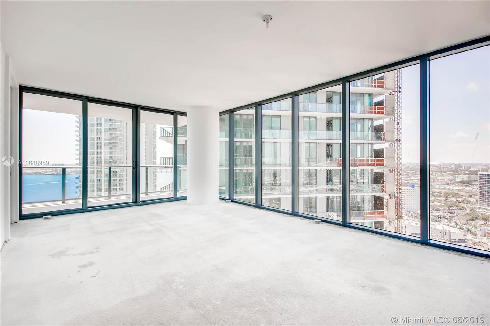 PARAISO BAY CONDO - Residential Lease