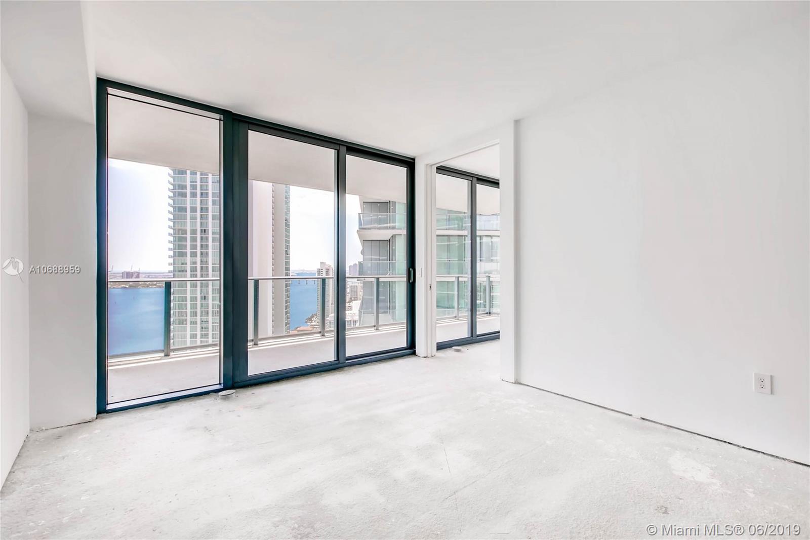 PARAISO BAY CONDO - Residential Lease