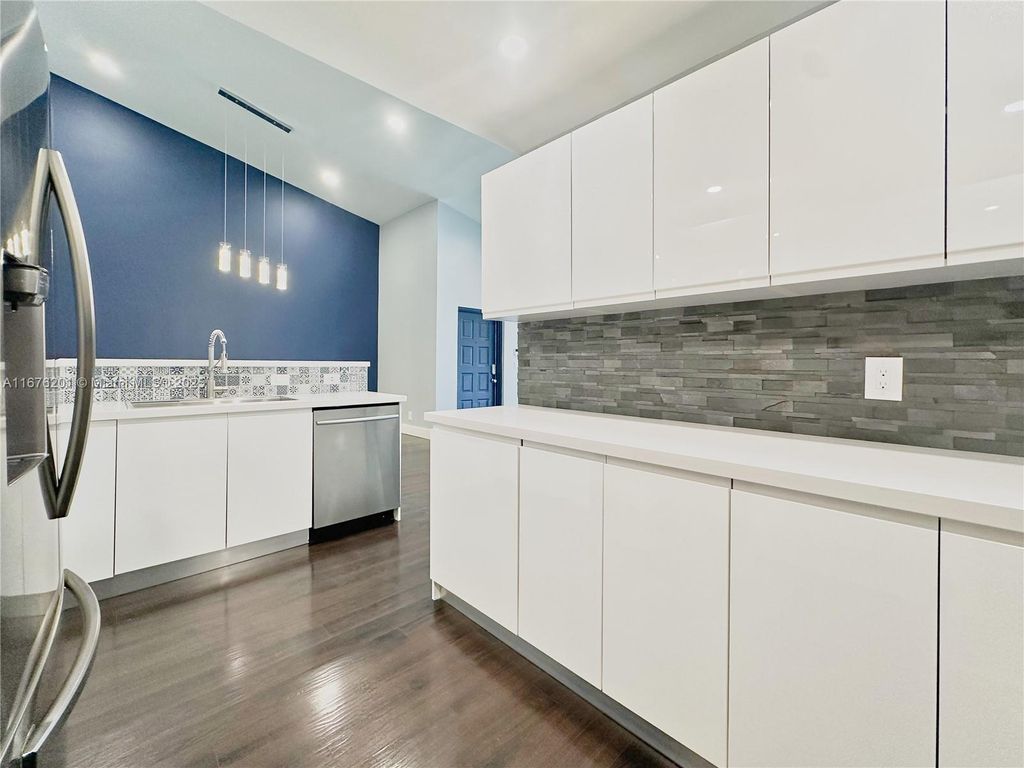 Photo of 13810 Oneida Dr #A2, Delray Beach, FL 33446 (MLS # A11676201)