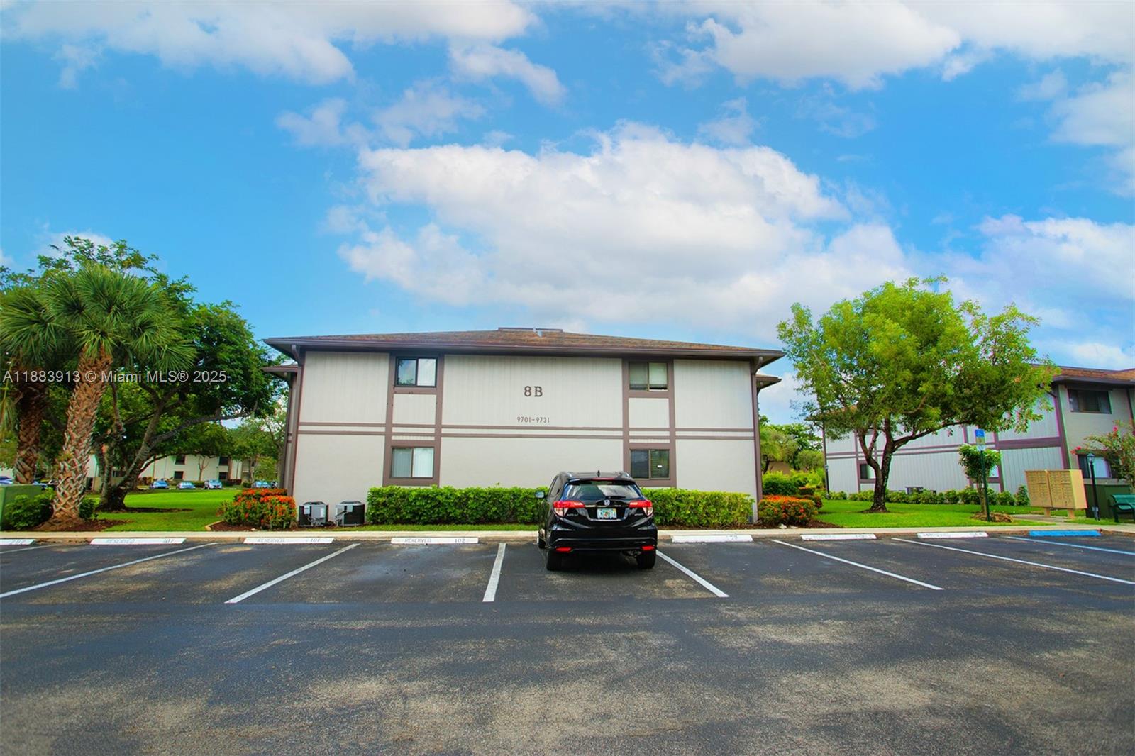 TAMARAC GARDENS CONDO No 8 - Residential Lease