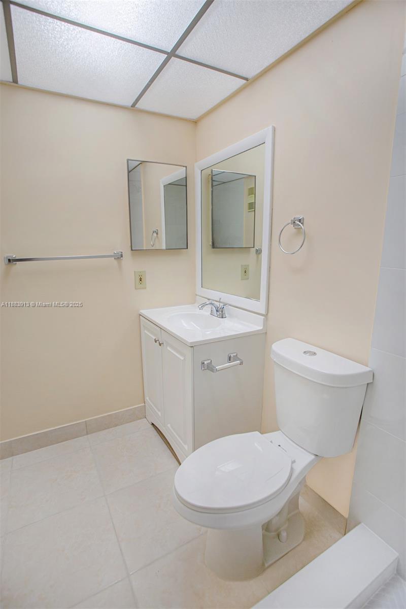 TAMARAC GARDENS CONDO No 8 - Residential Lease