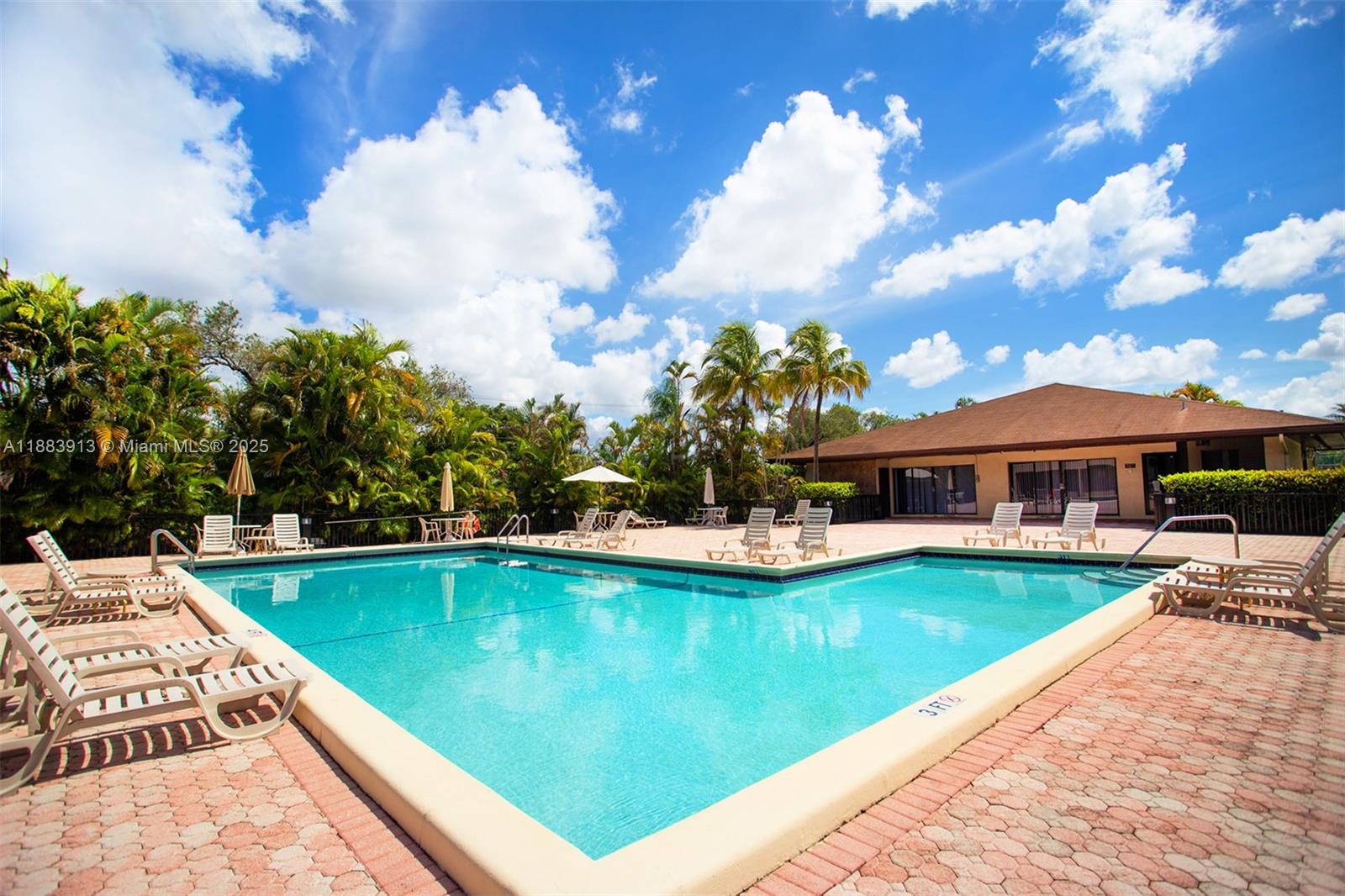 TAMARAC GARDENS CONDO No 8 - Residential Lease