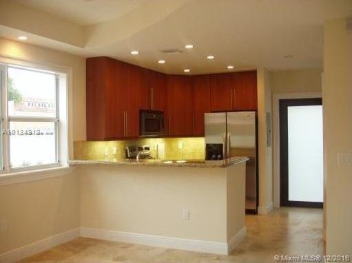 2714 Coconut Condo - Residential Lease