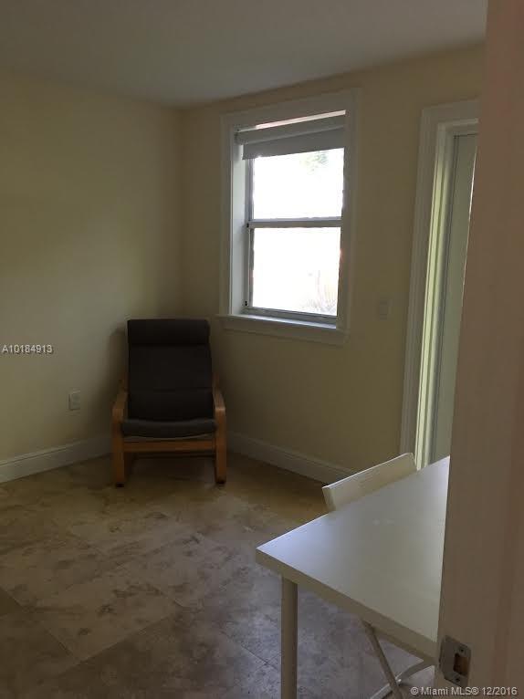 2714 Coconut Condo - Residential Lease