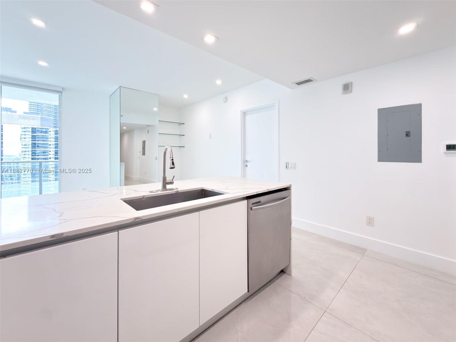 BRICKELLHOUSE CONDO - Residential Lease