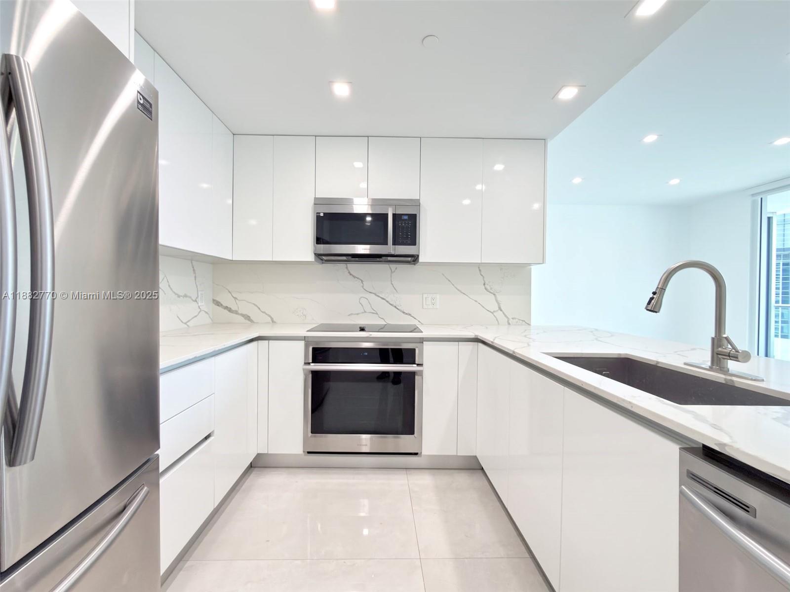 BRICKELLHOUSE CONDO - Residential Lease