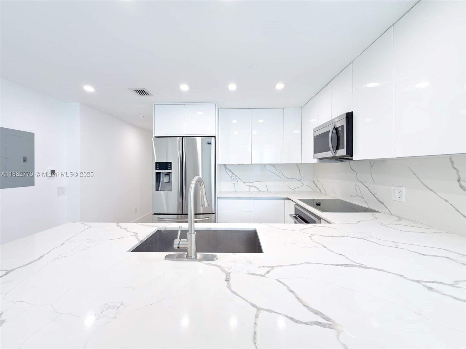 BRICKELLHOUSE CONDO - Residential Lease
