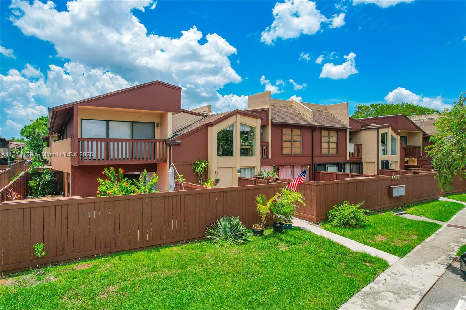 6967 Sw 115th Pl B34, Miami, Broward County, Florida - 2 Bedrooms  
2 Bathrooms - 