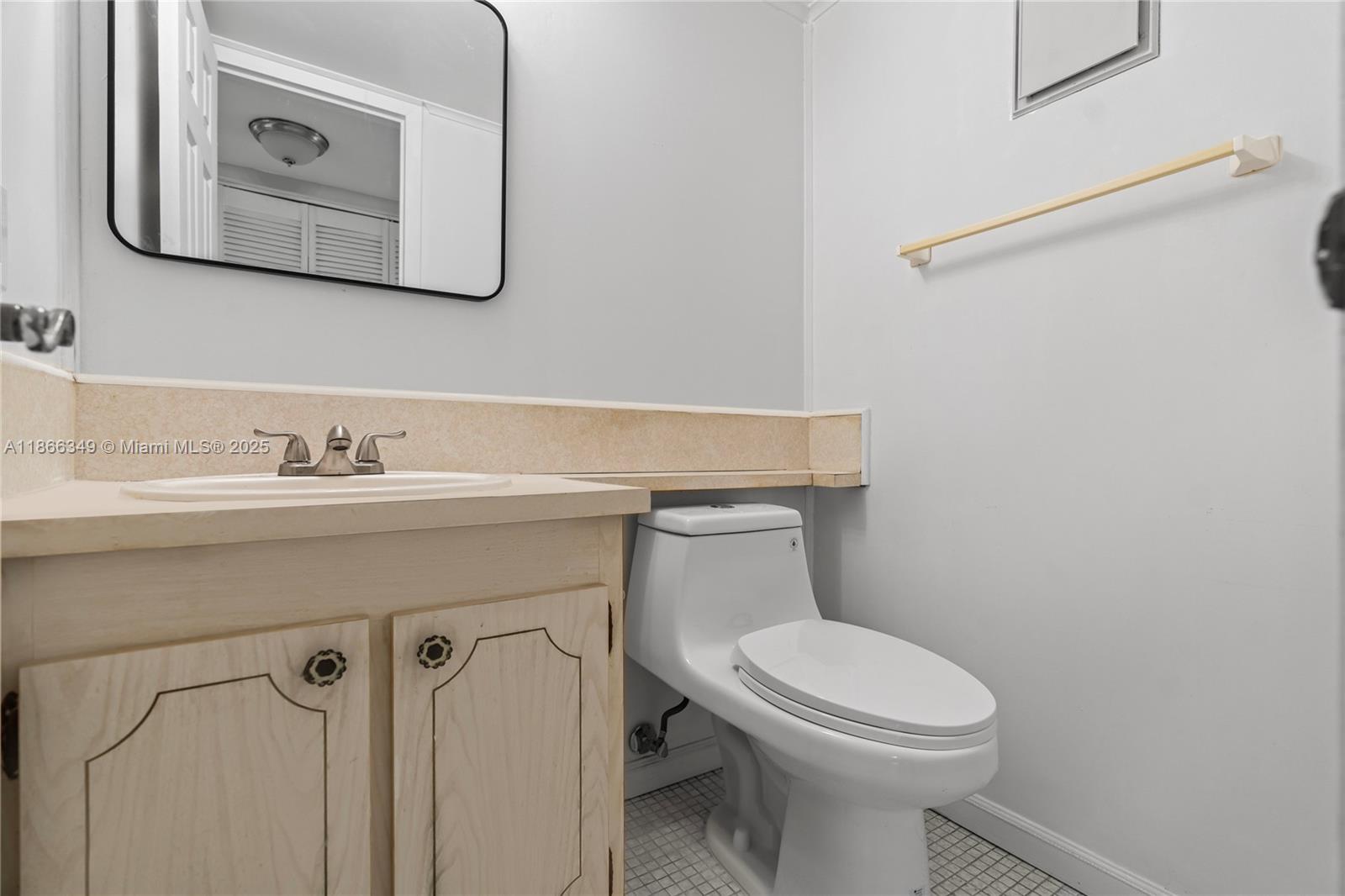 FANSHAW AT CENTURY VILLAG - Residential Lease