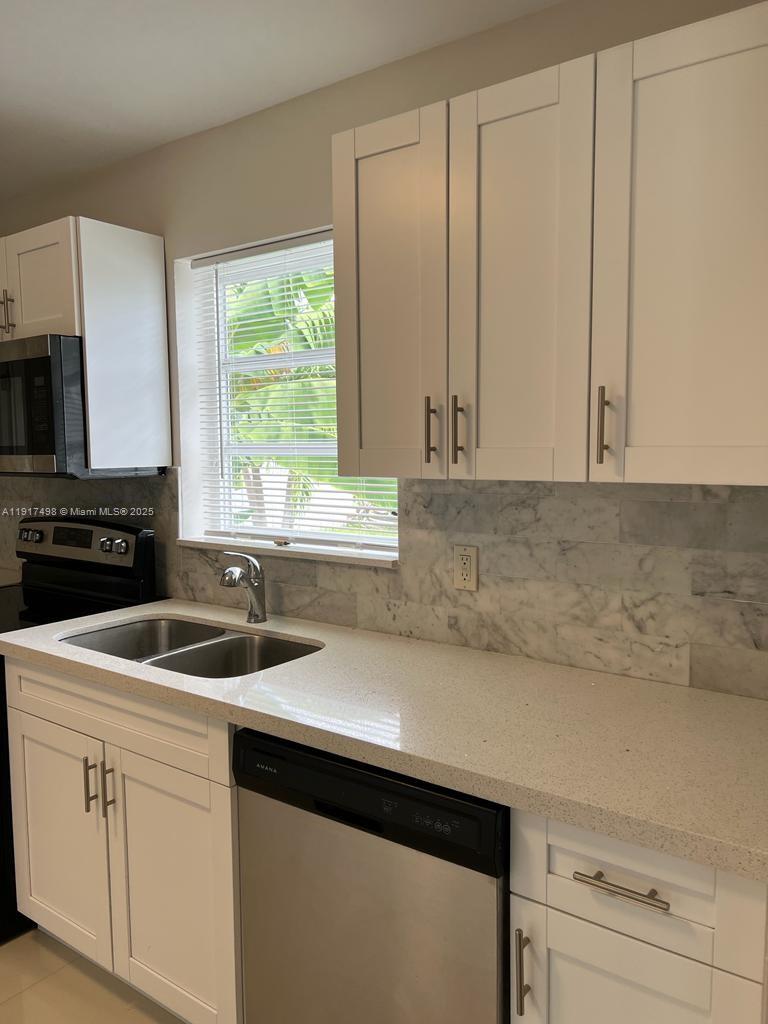 CORAL RIDGE ADD - Residential Lease