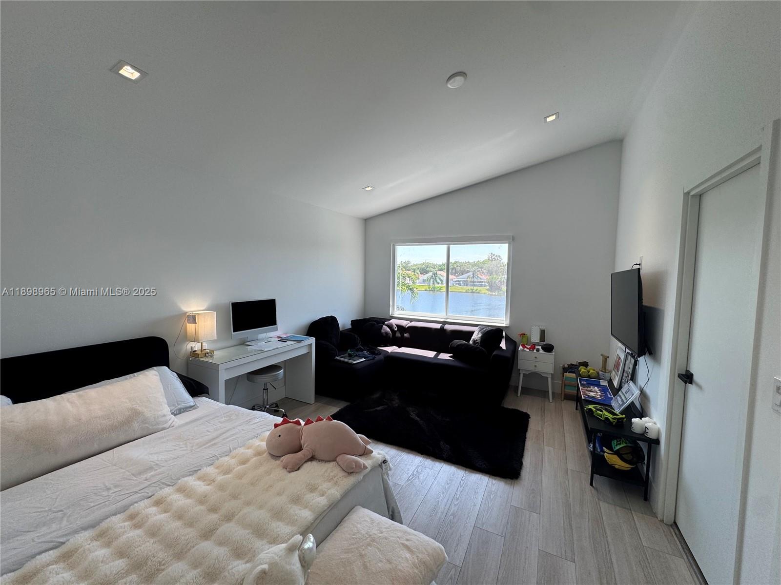 BANYAN OAKRIDGE PLAT - Residential