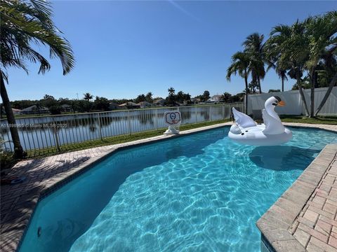 4943 SW 33rd Way Hollywood FL 33312