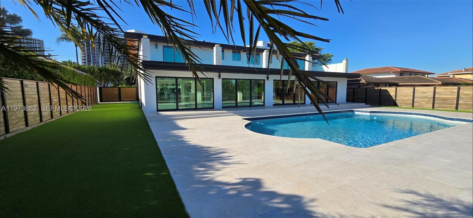 GOLDEN ISLES SEC D REPLAT - Residential