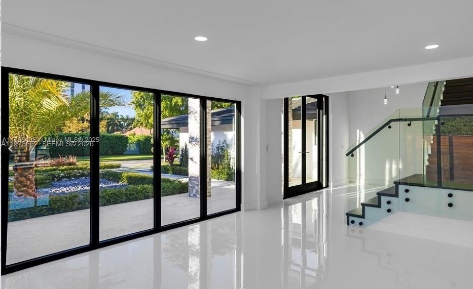 GOLDEN ISLES SEC D REPLAT - Residential