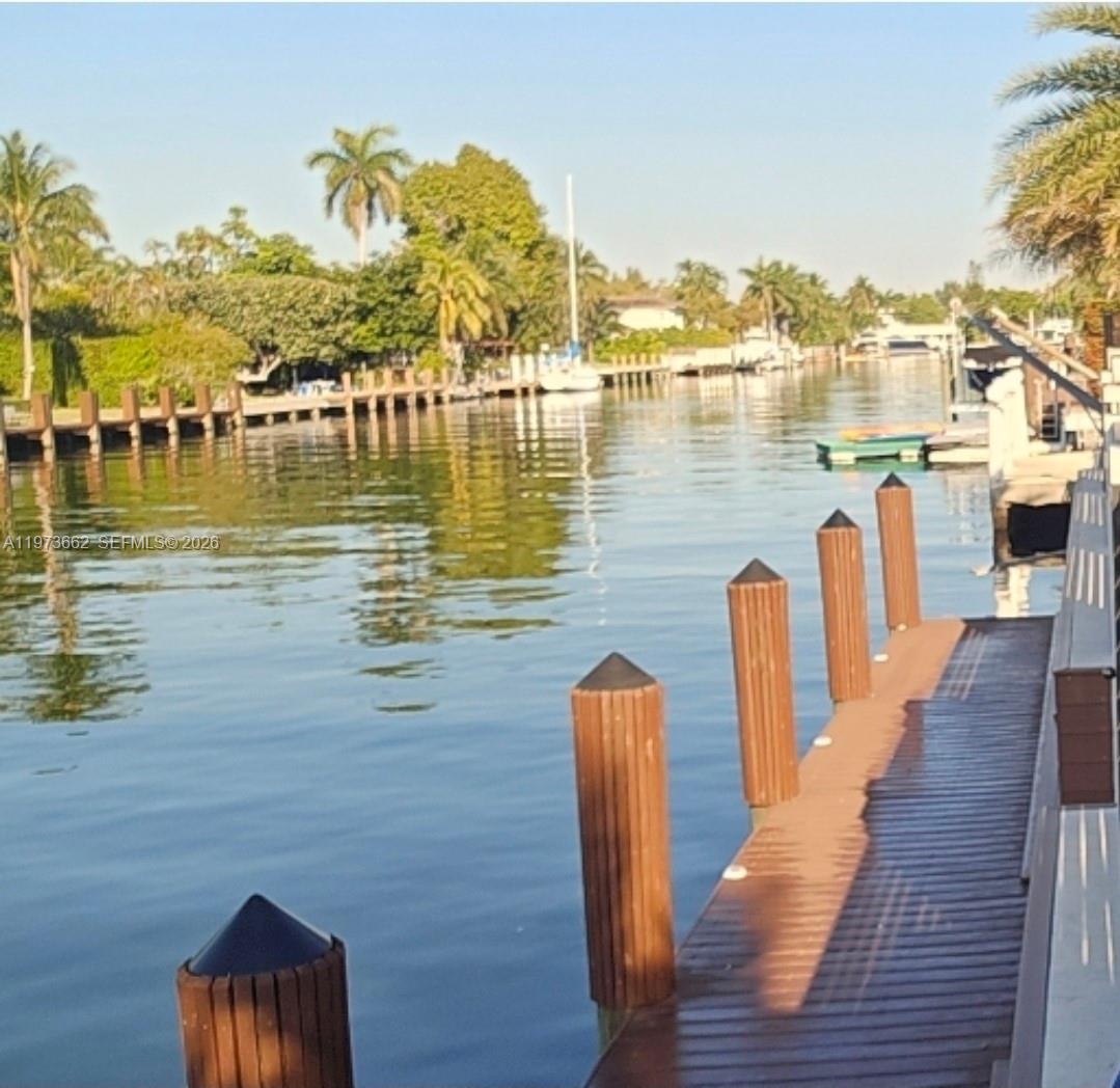 GOLDEN ISLES SEC D REPLAT - Residential