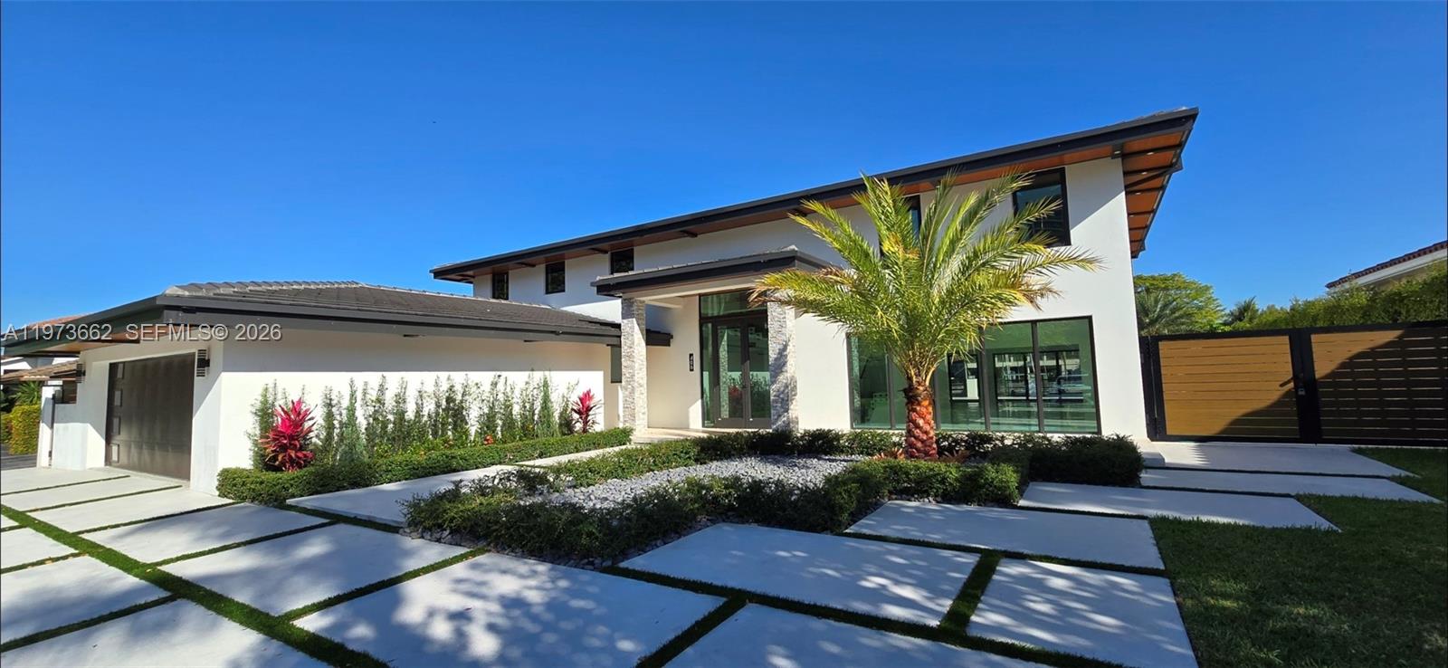 GOLDEN ISLES SEC D REPLAT - Residential