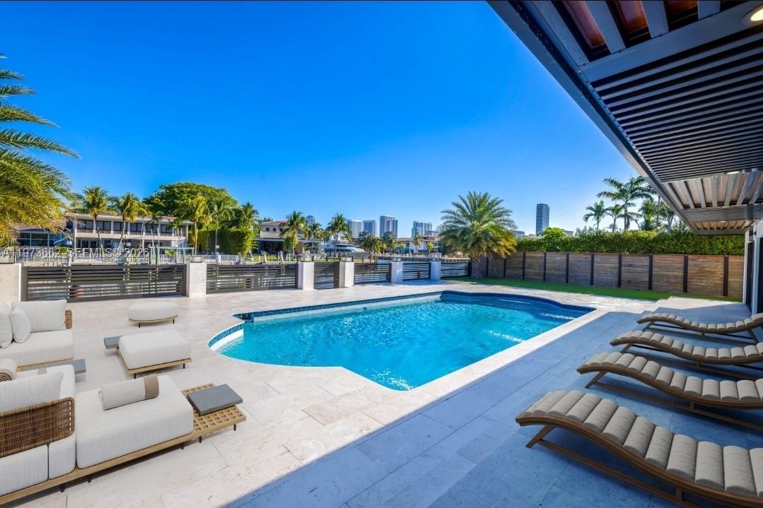 GOLDEN ISLES SEC D REPLAT - Residential