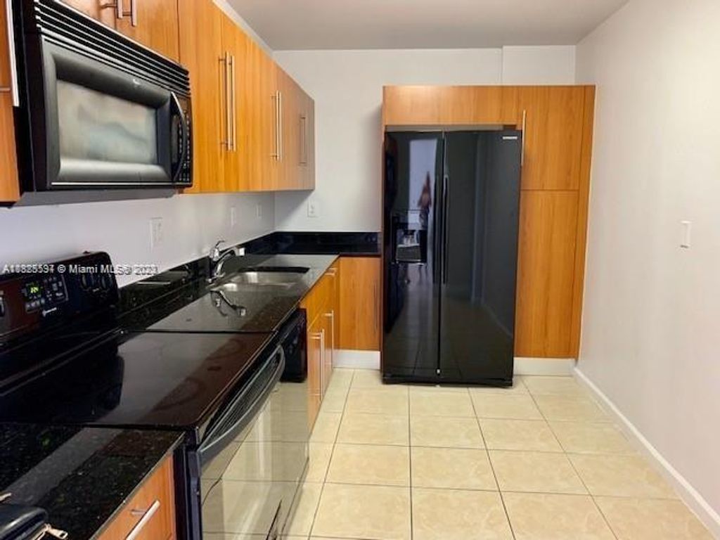 Photo of 3001 S Ocean Dr #PH1639, Hollywood, FL 33019 (MLS # A11388597)