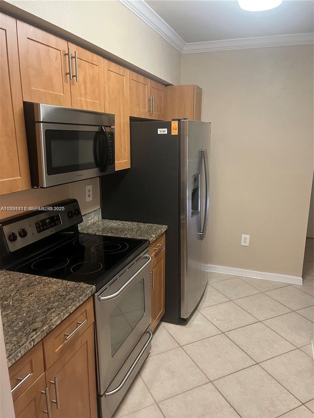 Photo of 6530 Emerald Dunes Dr #206, West Palm Beach, FL 33411 (MLS # A11931411)