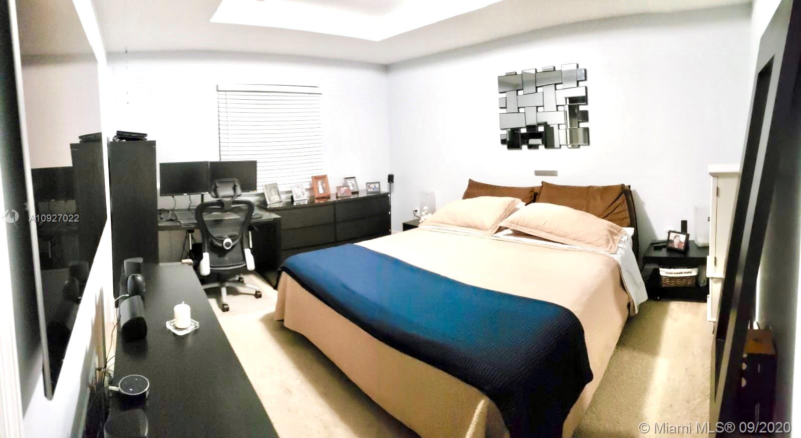 CHAMPION LAKES - Residential Lease