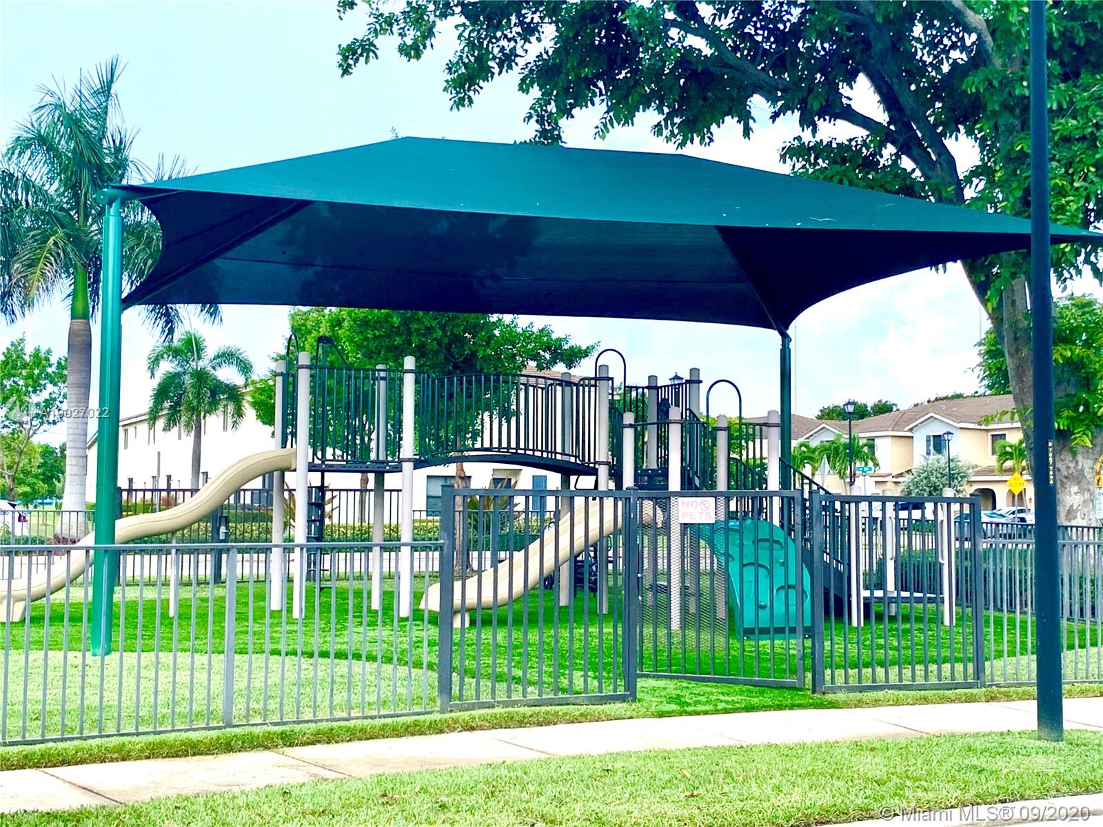 CHAMPION LAKES - Residential Lease