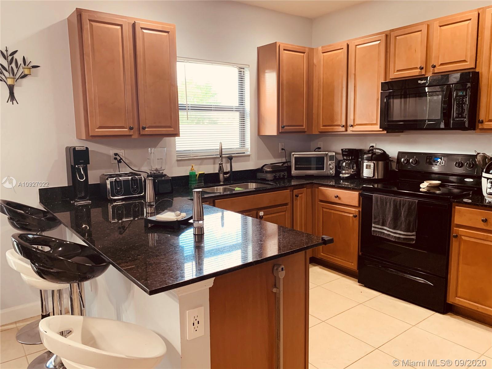 CHAMPION LAKES - Residential Lease