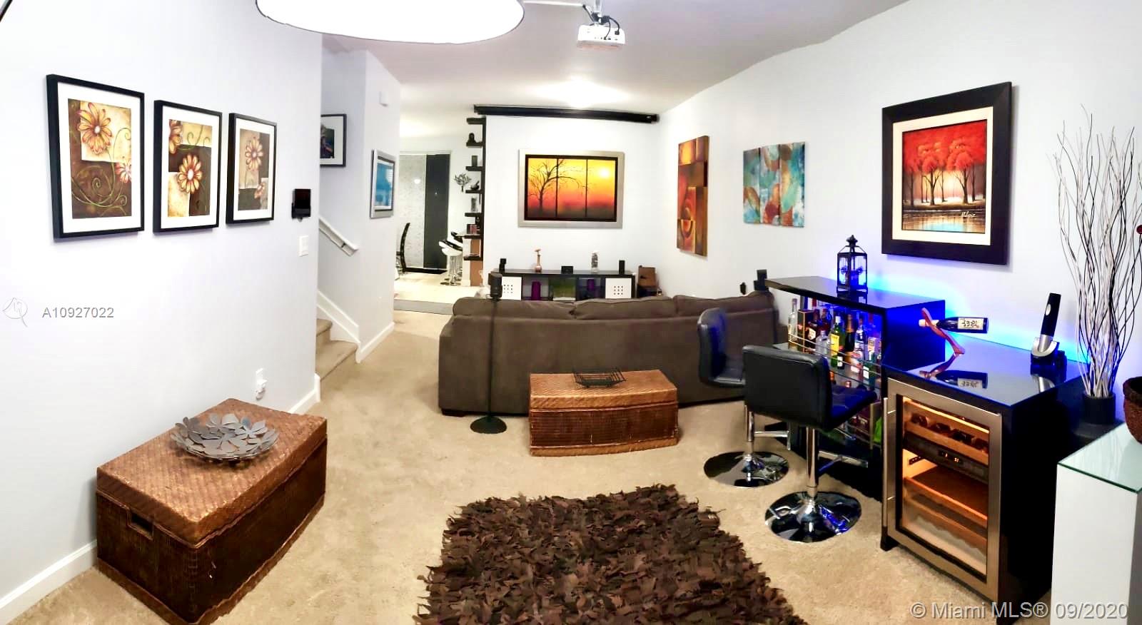 CHAMPION LAKES - Residential Lease