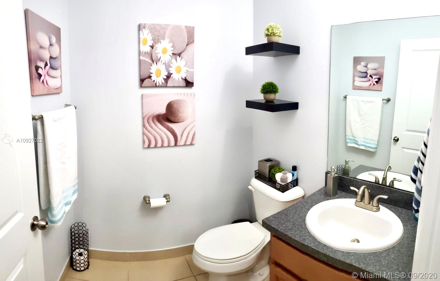 CHAMPION LAKES - Residential Lease