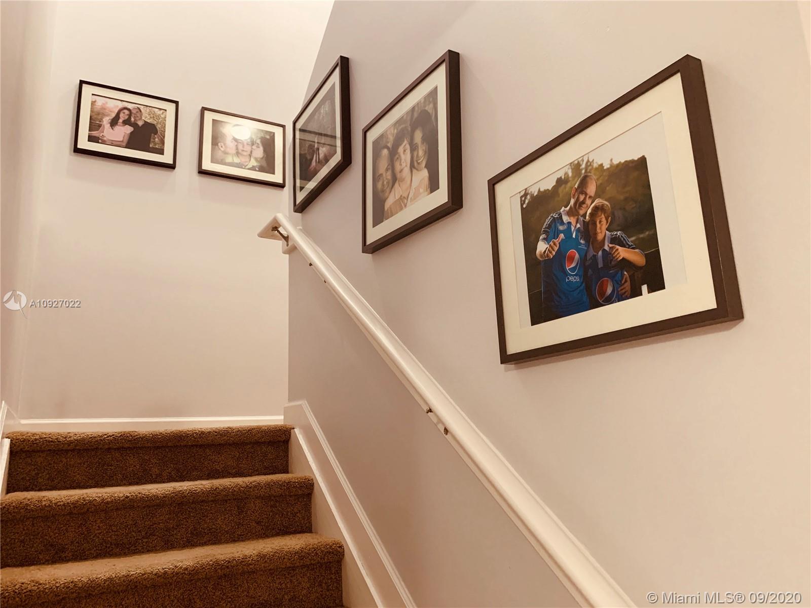 CHAMPION LAKES - Residential Lease