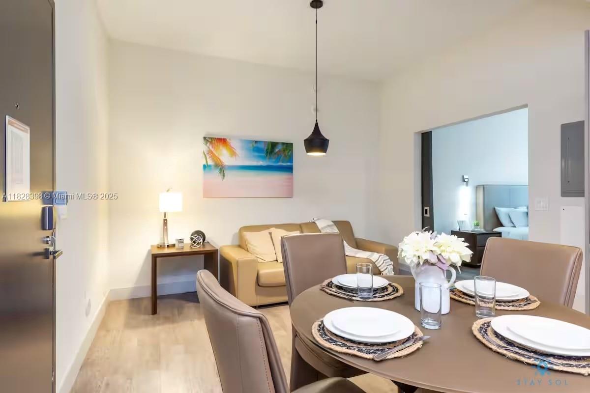 COSTA HOLLYWOOD CONDO - Residential