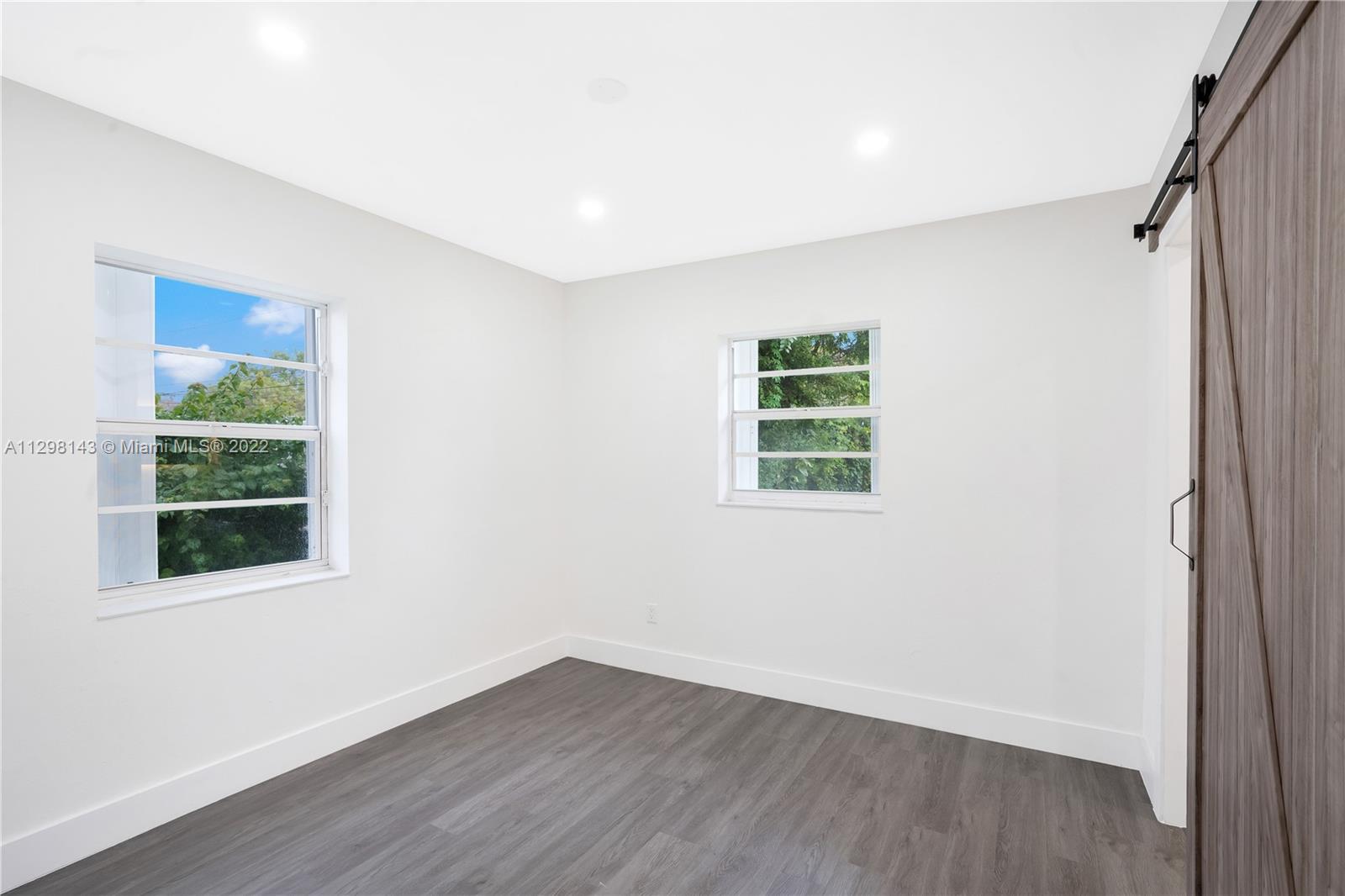 S CORAL HOMES SEC 3 - Residential Lease