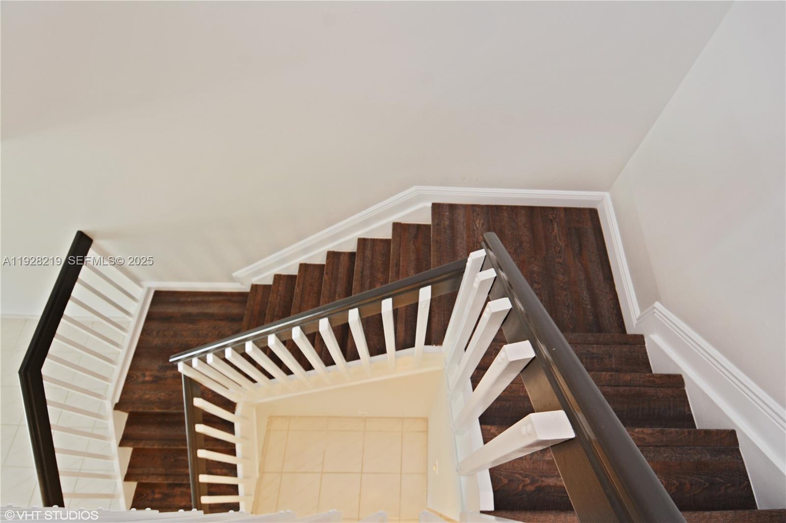 LAKES OF WOODHAVEN I AND - Residential Lease