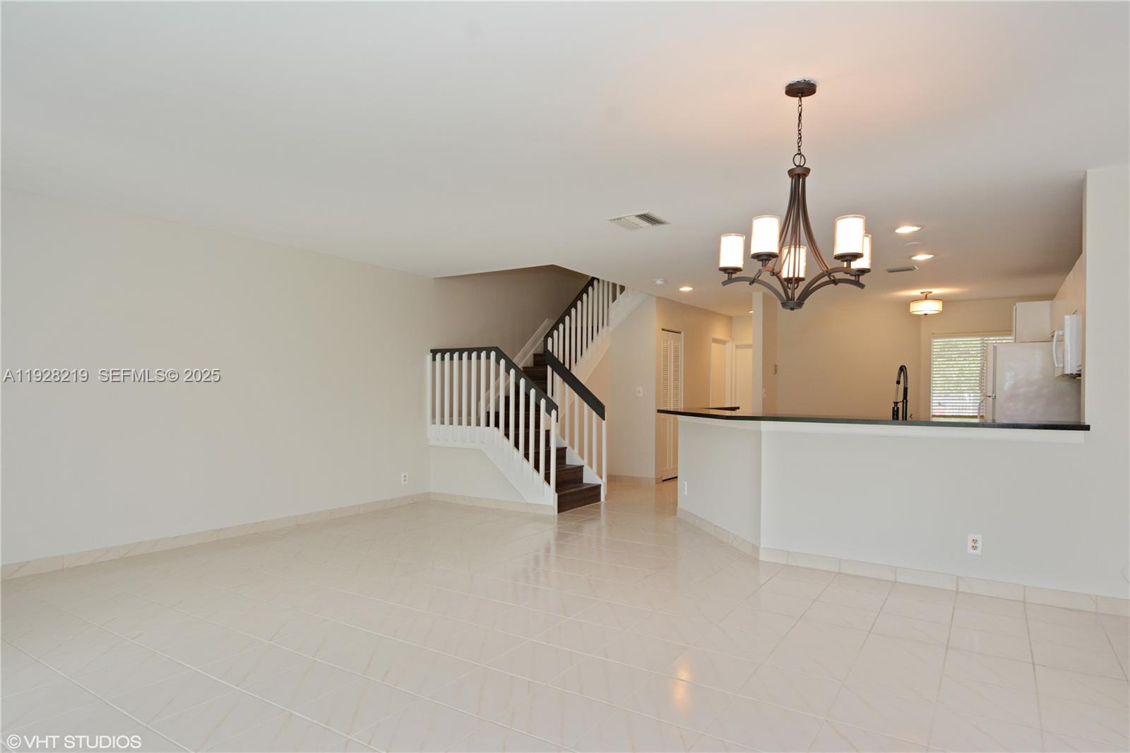 LAKES OF WOODHAVEN I AND - Residential Lease