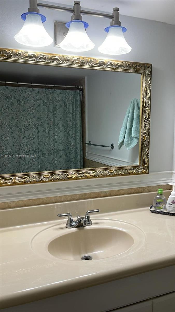 PARKER DORADO CONDO - Residential