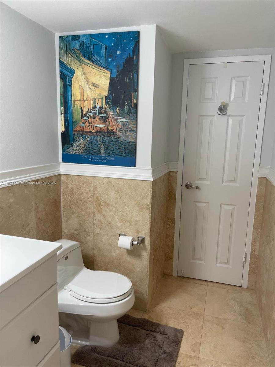 PARKER DORADO CONDO - Residential