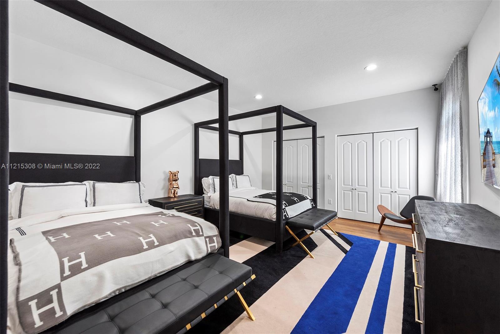 Sunshine Ranches - Residential