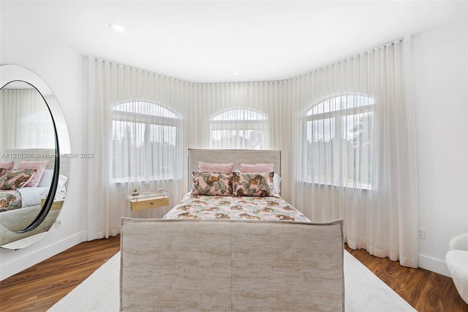 Sunshine Ranches - Residential