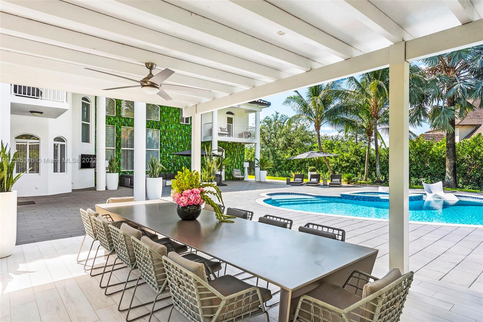 Sunshine Ranches - Residential