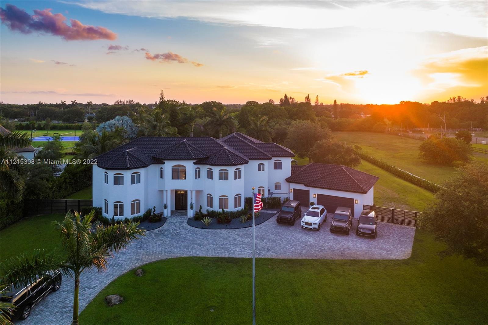 Sunshine Ranches - Residential