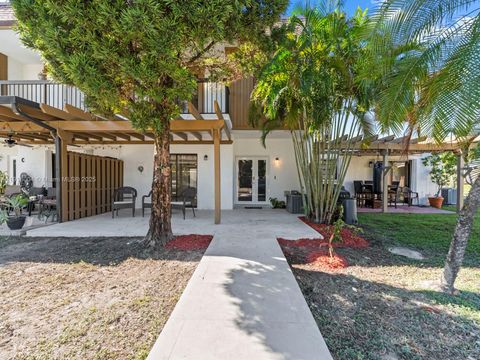 Photo of 6885 NW 169th St #66D, Hialeah, FL 33015 (MLS # A11918004)