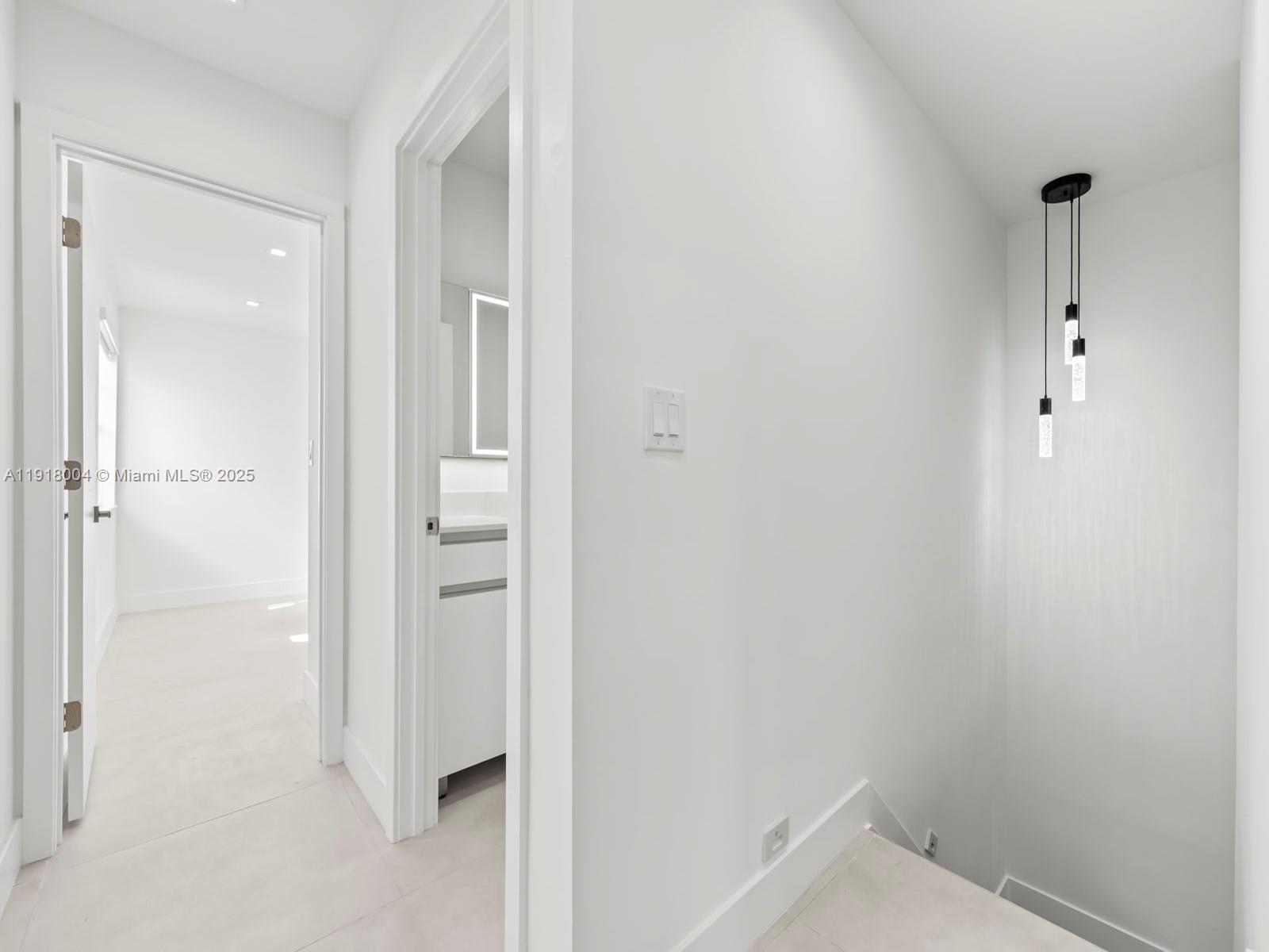 WOODS LANDING CONDO PH I - Residential